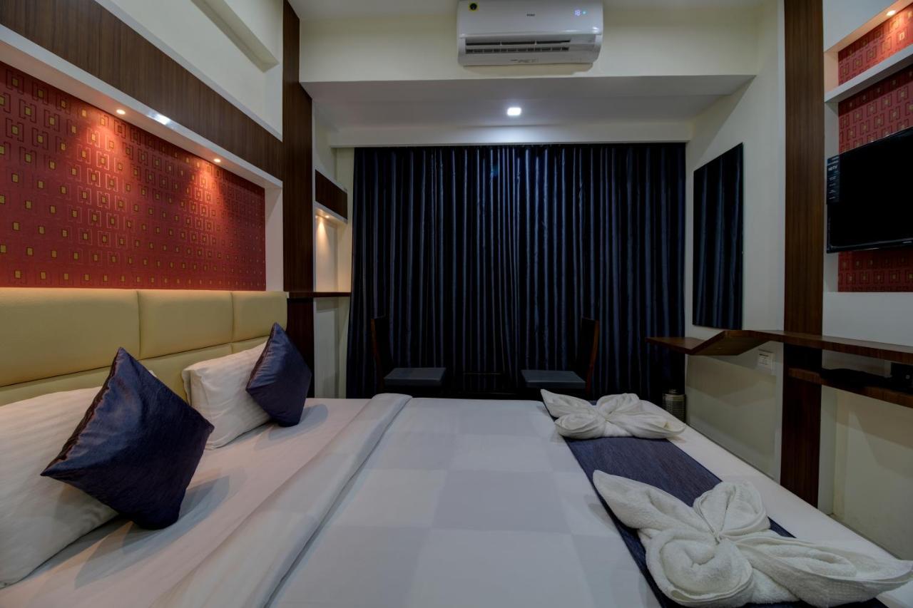 Hotel Mourya Residency Navi Mumbai Exterior foto